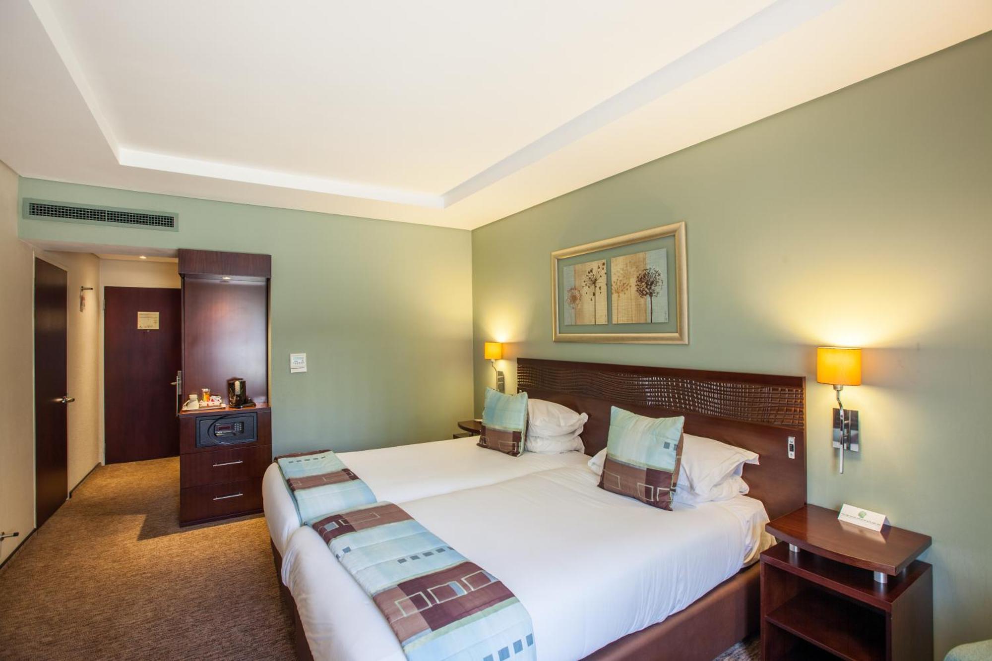 City Lodge Hotel Lynnwood Pretoria Room photo